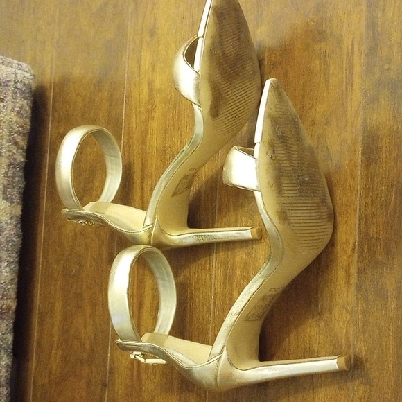 Gold Aldo heels , worn once size 7 - Picture 5 of 5